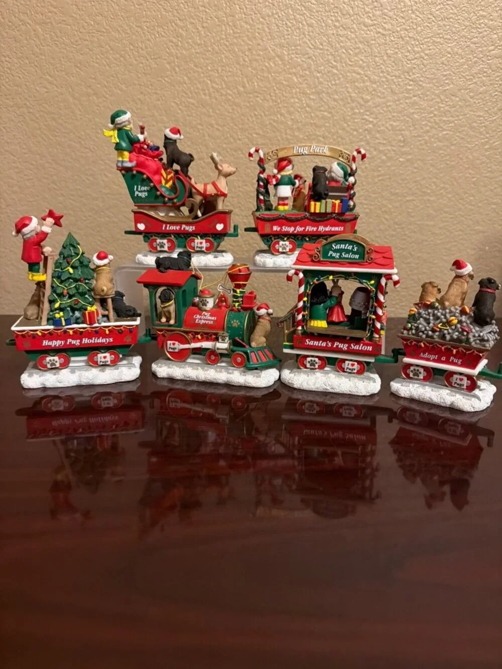 Danbury Mint Pug Christmas Express Complete 6-Piece Train Set - No Box or COA